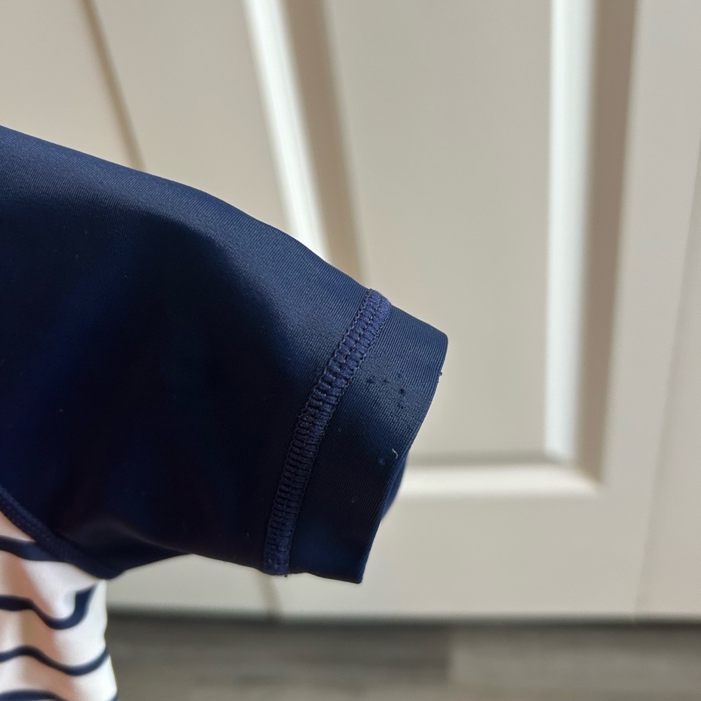 Hanna Andersson red white and blue swim top size 12-18 months (75) - Picture 4 of 4
